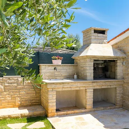 Pietra By Interhome