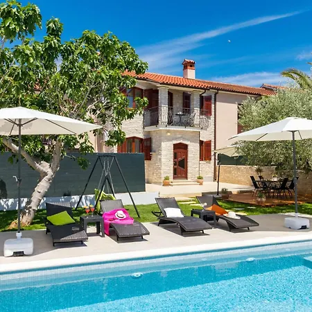 Pietra By Interhome