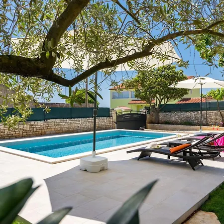 Pietra By Interhome Tatil Evi Galižana