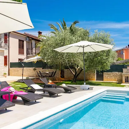 Pietra By Interhome