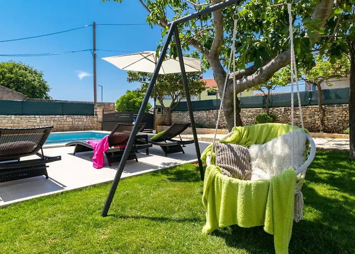 Pietra By Interhome Galižana